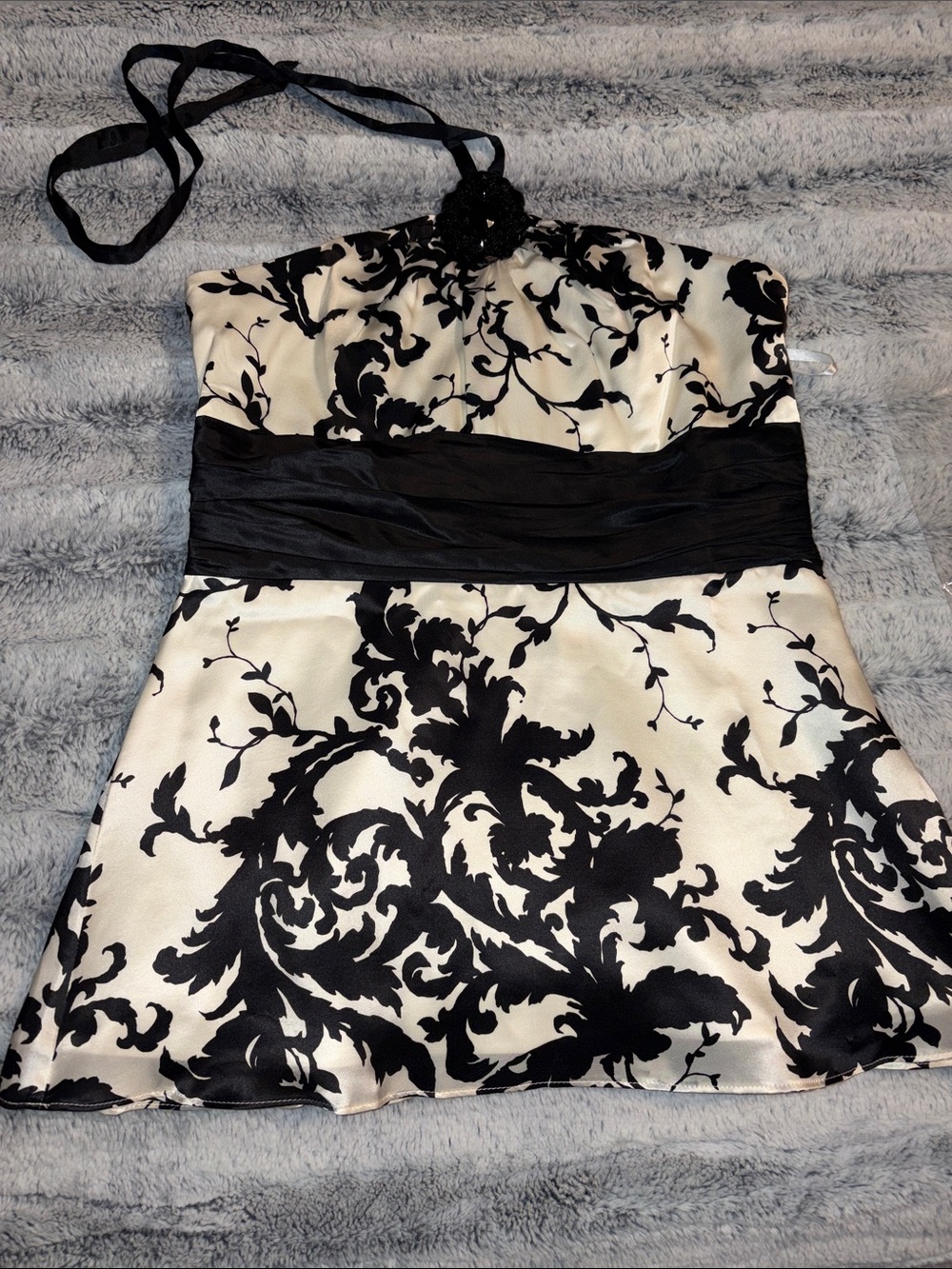 NWT WHBM Black & Cream Halter Floral Satin top